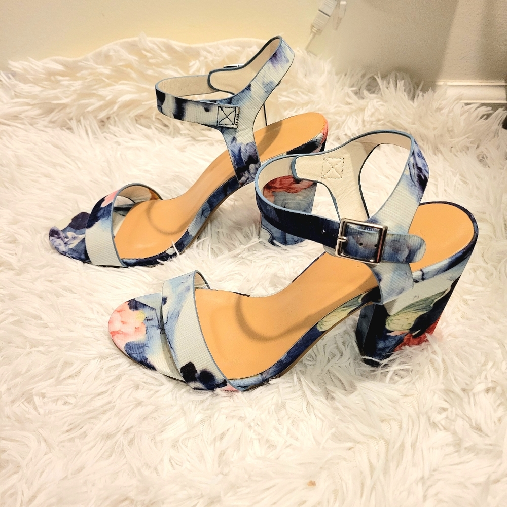 Bamboo Floral Print Heels - New Without Tags, Size 9